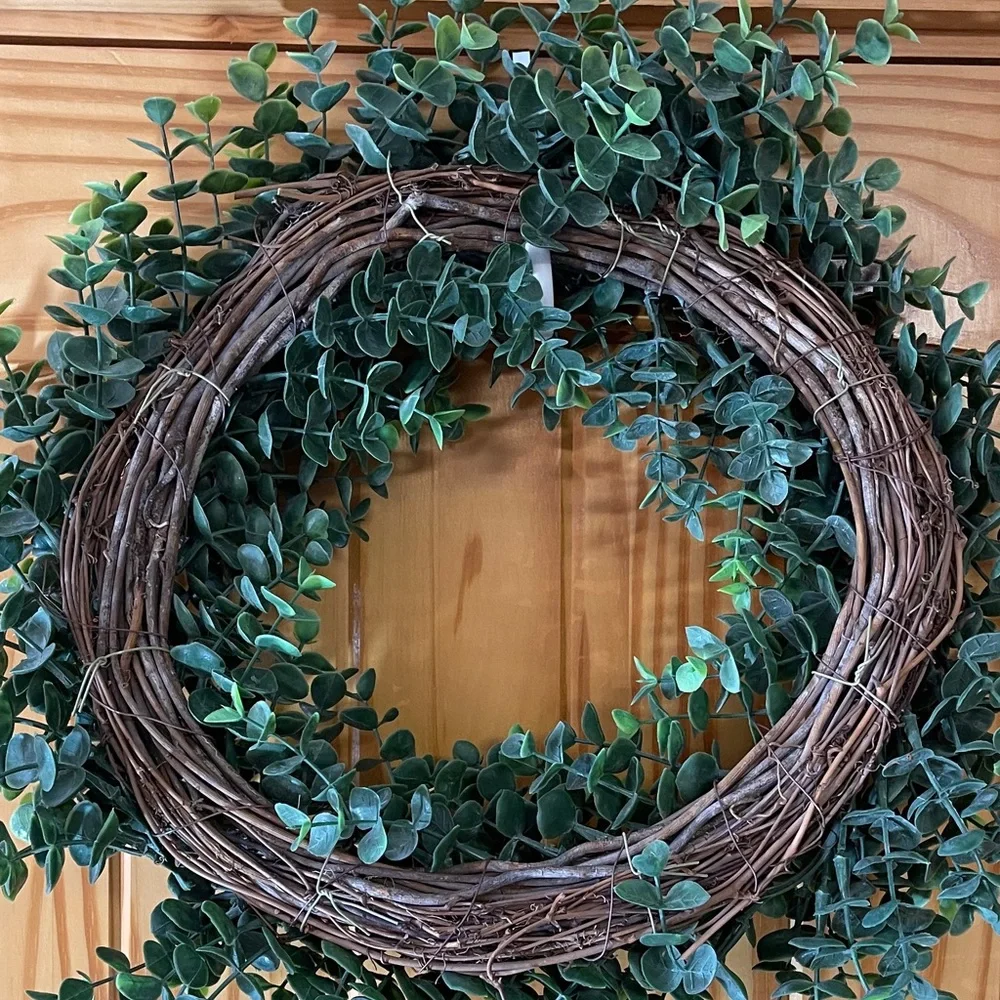 Lush Green Eucalyptus Holiday Wreath 18”